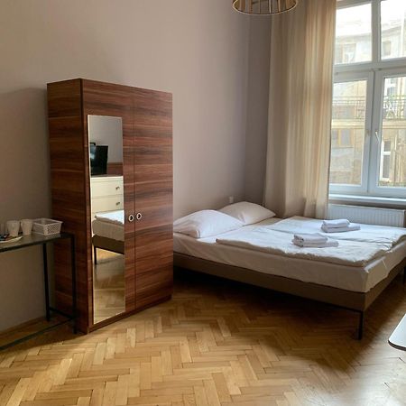 Apartament Gold Jasmine Apartment Krakow Exterior photo