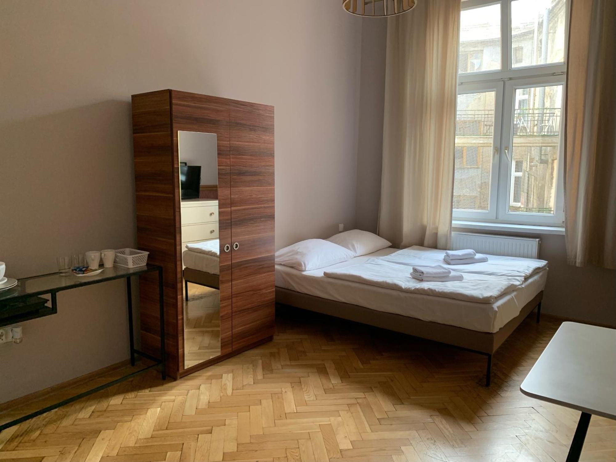 Apartament Gold Jasmine Apartment Krakow Exterior photo