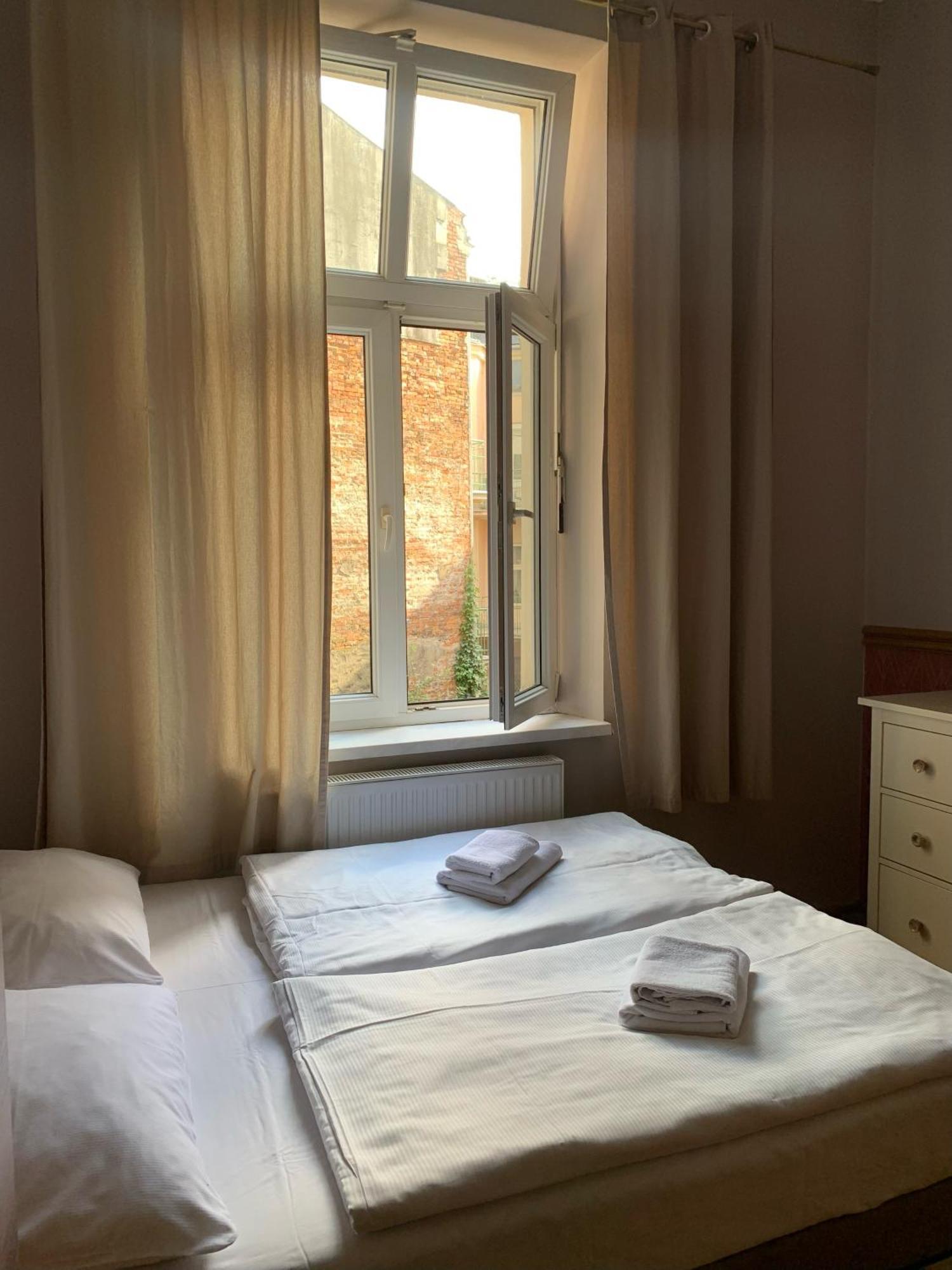 Apartament Gold Jasmine Apartment Krakow Exterior photo